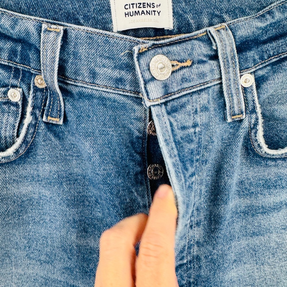 Citizens Of Humanity Straight Leg Jeans in Medium Blue Wash - Delfina Straight - Picture 8 of 13